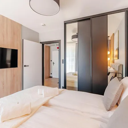 Posesja Plazowa 4c I & By Posesja Apartment *
